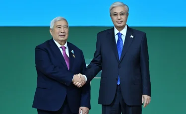 На форуме аграриев в Год рабочих профессий были оказаны особые почести людям труда