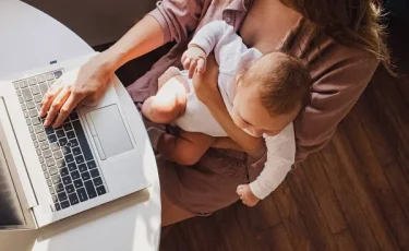 В Казахстане предложили сократить рабочий день для женщин