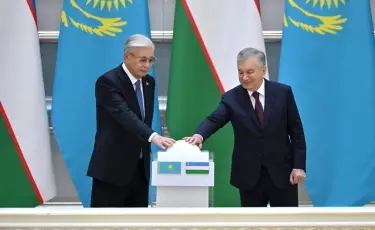 Президенты Казахстана и Узбекистана приняли участие в церемонии запуска совместных проектов