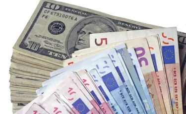 Курс евро и доллара в обменниках Астаны и Алматы 9 ноября 2025