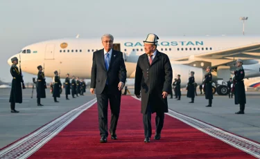 Президент прибыл в Бишкек на заседание Совета ОДКБ