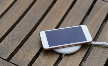 Как перестать терять зарядки, наушники и мелкие вещи дома