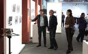 В Алматы открылась фотовыставка «50/50: Прошлое и Настоящее»