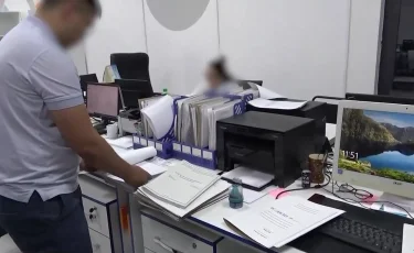 Жұмыссыз азаматтардың атын пайдаланып, мемлекет қаржысын жымқырғандар сотталды