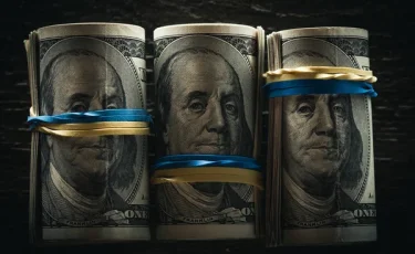 Небольшой откат: что происходит с долларом в Казахстане