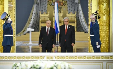 Рабочие профессии – драйвер роста: Президент выступил на XXI Форуме Казахстана и России