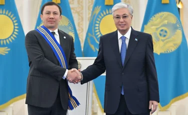 Глава государства провел встречу с президентом «World Boxing» Геннадием Головкиным