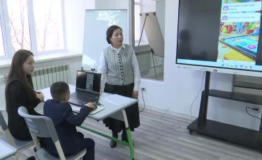 В Актобе презентовали мобильные образовательные приложения для детей с особыми потребностями