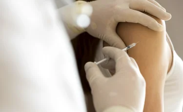 Профилактика для здоровья: два миллиона казахстанцев сделали прививку от гриппа