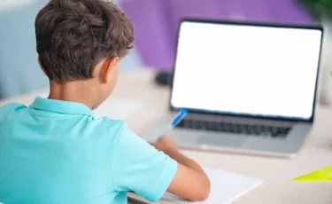 ШҚО-дағы аудандардың бірі қашықтан оқыту форматына ауыстырылды