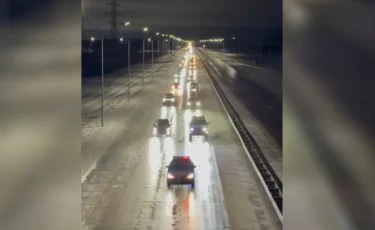 Ақмола облысында полиция мыңнан астам көлікті қарлы бұрқасыннан алып шықты