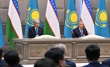 Қазақстан мен Өзбекстан президенттері БАҚ өкілдеріне арналған брифинг өткізді