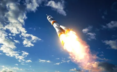 Космические мечты: на Байконуре запускают ракету с детскими рисунками