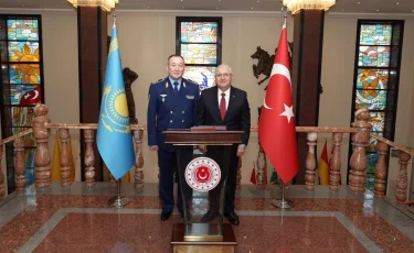 Министр обороны Казахстана совершил официальный визит в Турцию