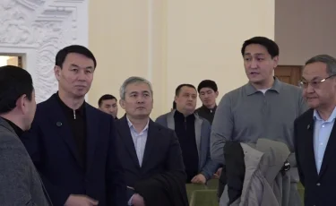 Аким Алматы проверил ход работ по реконструкции нескольких объектов города