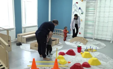 В Алматы открылось новое отделение ранней реабилитации для детей от 3 месяцев до 3 лет