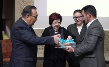 Жұмекен Нәжімеденов-90: «Таңдамалы шығармалары» атты жаңа жинағының тұсауы кесілді