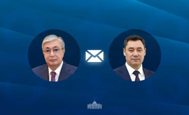 Президент поздравил Садыра Жапарова с успешным проведением выборов