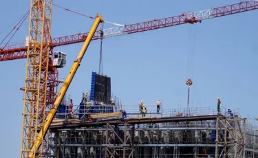 Ветхие дома, плотная застройка, сейсмориски: как изменится строительство в Казахстане