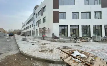 В Бостандыкском районе Алматы завершается строительство новой поликлиники