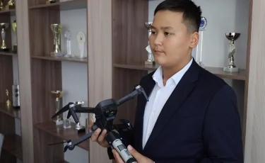 В Павлодаре школьник создал дрон, который может заменить целую лабораторию