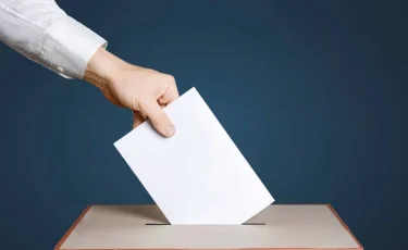 Как проходят досрочные парламентские выборы в Кыргызстане