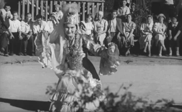 Қазақтың тұңғыш кәсіби бишісінің бұрын жарияланбаған сирек бейнематериалы табылды