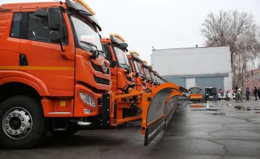 Алматы қарға дайын: коммуналдық қызметтер қала көшелерін жедел тазартуда