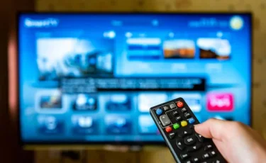 Привычка или необходимость: сколько времени казахстанцы проводят перед телевизором