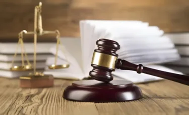 Қазанмен ұрған: Ақбота мен оның 6 жастағы қызын өлтірген қылмыскер қалған өмірін түрмеде өткізеді