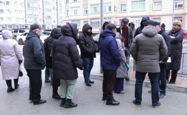 Зимой без тепла: жители Актау замерзают в своих квартирах