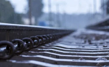 Запущены дополнительные пригородные поезда в связи с ограничением движения на автодорогах