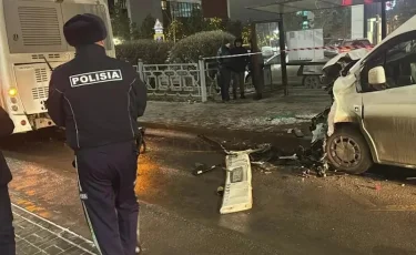 Автобус апаты: Астанада жүргізушісі қаза тапты