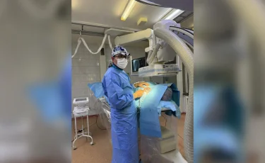 Алматыда алғаш рет кардиовертер-дефибрилляторды имплантациялау отасы жасалды