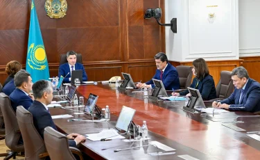 «Таза Қазақстан»: Премьер-министр взял на контроль работу госорганов