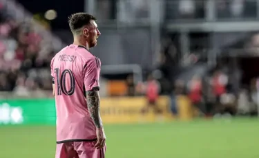 Месси может вернуться в «Барселону» в новом статусе