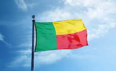 Государственный переворот: Бенин проснулся без конституции и президента