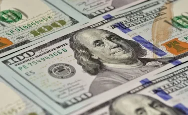 Возвращая утраченное: что происходит с долларом в Казахстане