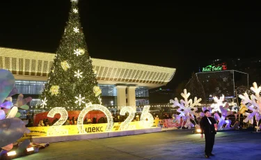 Кел, Жаңа жыл: Абай алаңында екі күндік мерекелік концерт өтіп жатыр