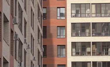 Астанада бір түнде екі адам терезеден секіріп қаза тапты