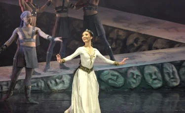 Абай атындағы театрда премьера: «Ұлы Жібек жолы» атты екі бөлімді балет қойылды