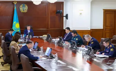 Олжас Бектенов жаңа жылда ішкі істер органдарына қоғамдық тәртіпті қорғауды тапсырды
