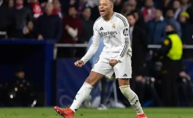 Мбаппе повторил рекорд Роналду и получил реакцию кумира