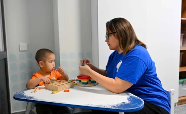 Облыс әкімі аутизмі бар балаларға арналған оңалту орталығында болды