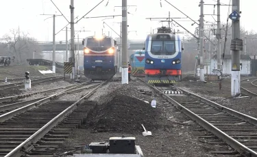Пойыз басып кетті: Қарағанды облысында рельс ауыстырып жатқан 4 жұмысшы қаза тапты
