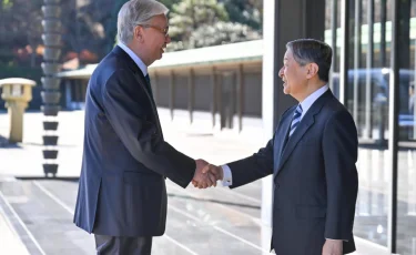 Глава государства прибыл в Императорский дворец