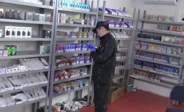 Павлодар облысында мектеп оқушыларына вейп сатқан топ ұсталды