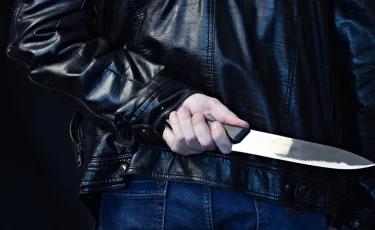 Зарезал мать и ранил бабушку: в Актобе подросток напал на родных