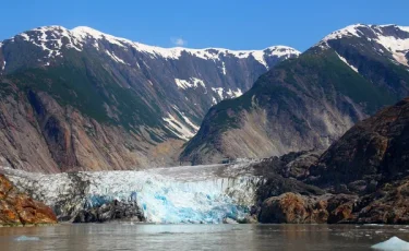 Мощное землетрясение произошло на границе США и Канады