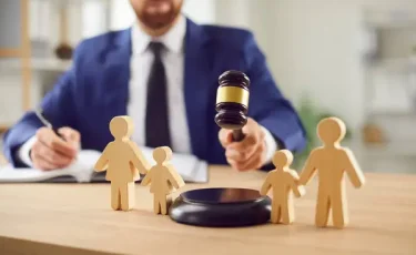 Забыл о ребенке: мужчина выиграл миллионы в казино, но уклонялся от алиментов